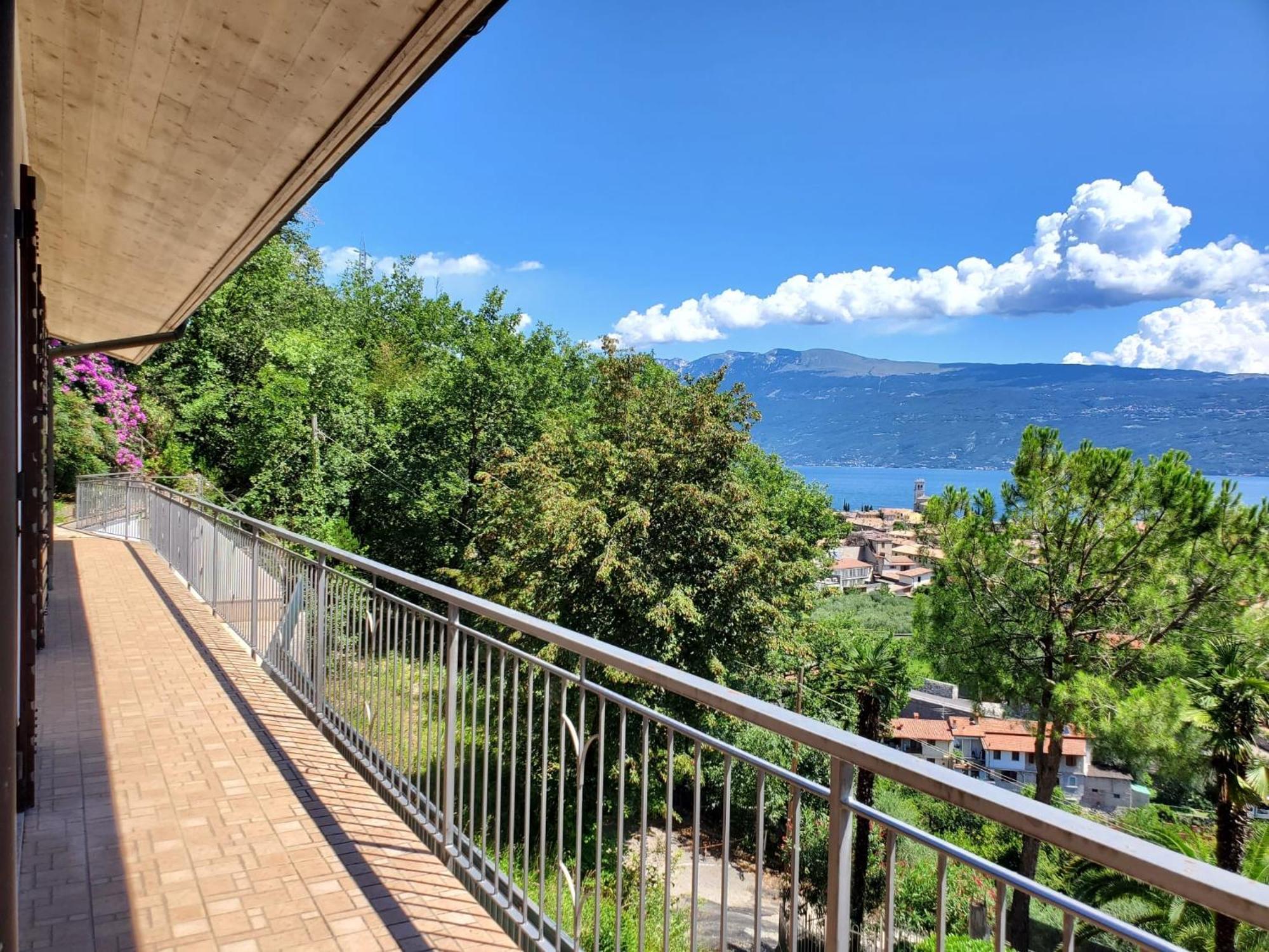 Garda Sunshine Lägenhet Toscolano Maderno Exteriör bild